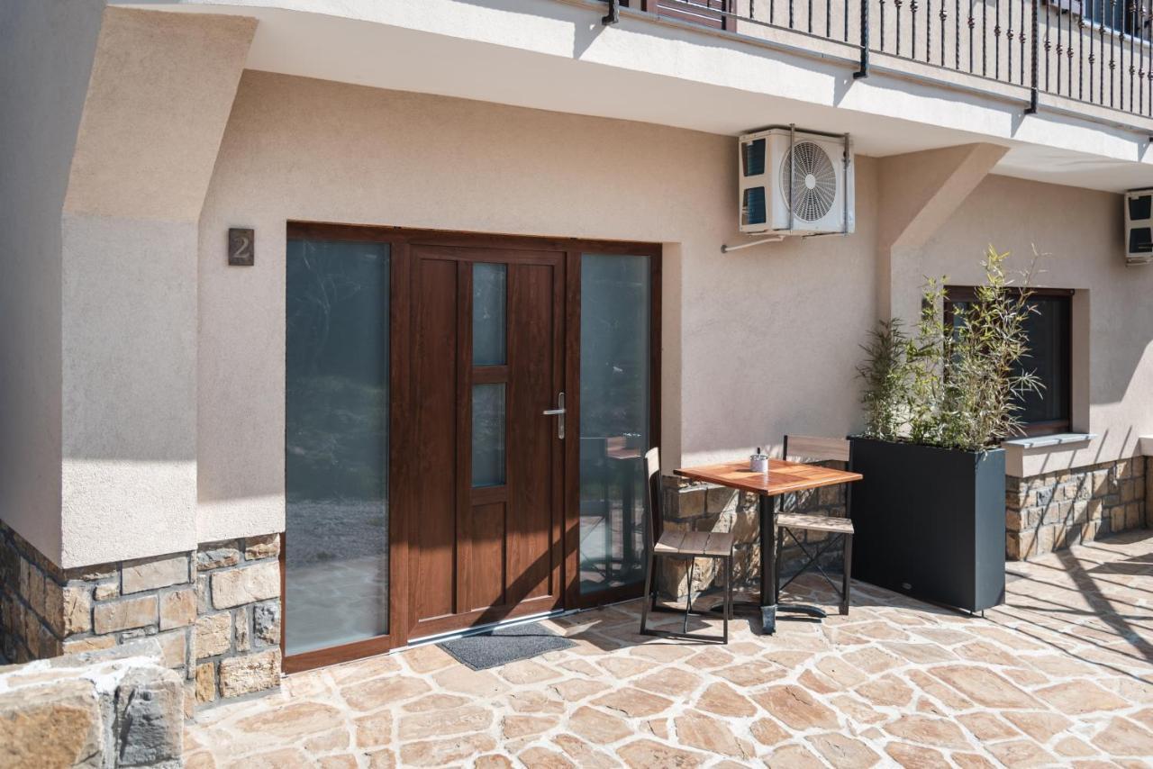 Hisa Kapis With Hot Tube Apartment Koper Exterior foto