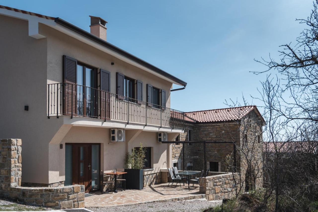 Hisa Kapis With Hot Tube Apartment Koper Exterior foto