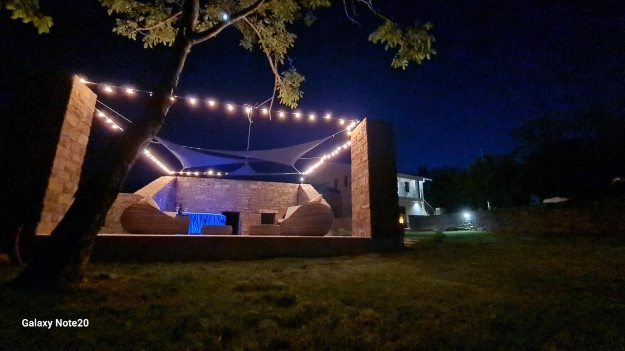 Hisa Kapis With Hot Tube Apartment Koper Exterior foto