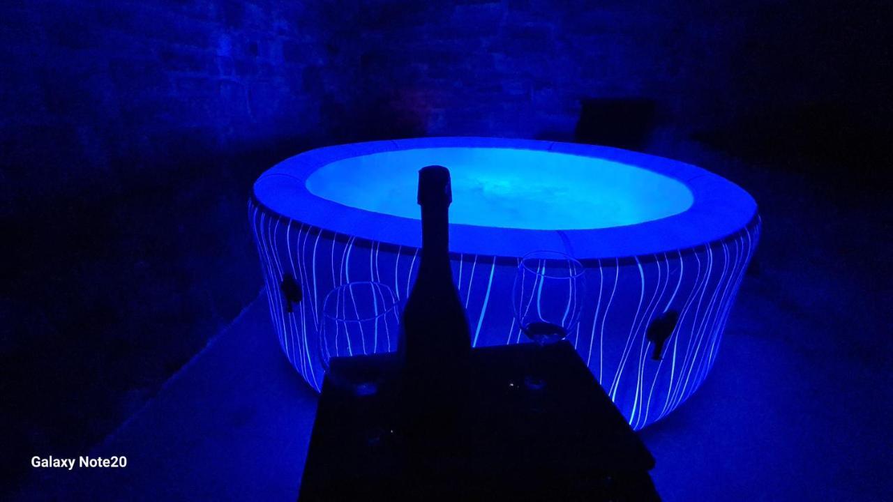 Hisa Kapis With Hot Tube Apartment Koper Exterior foto