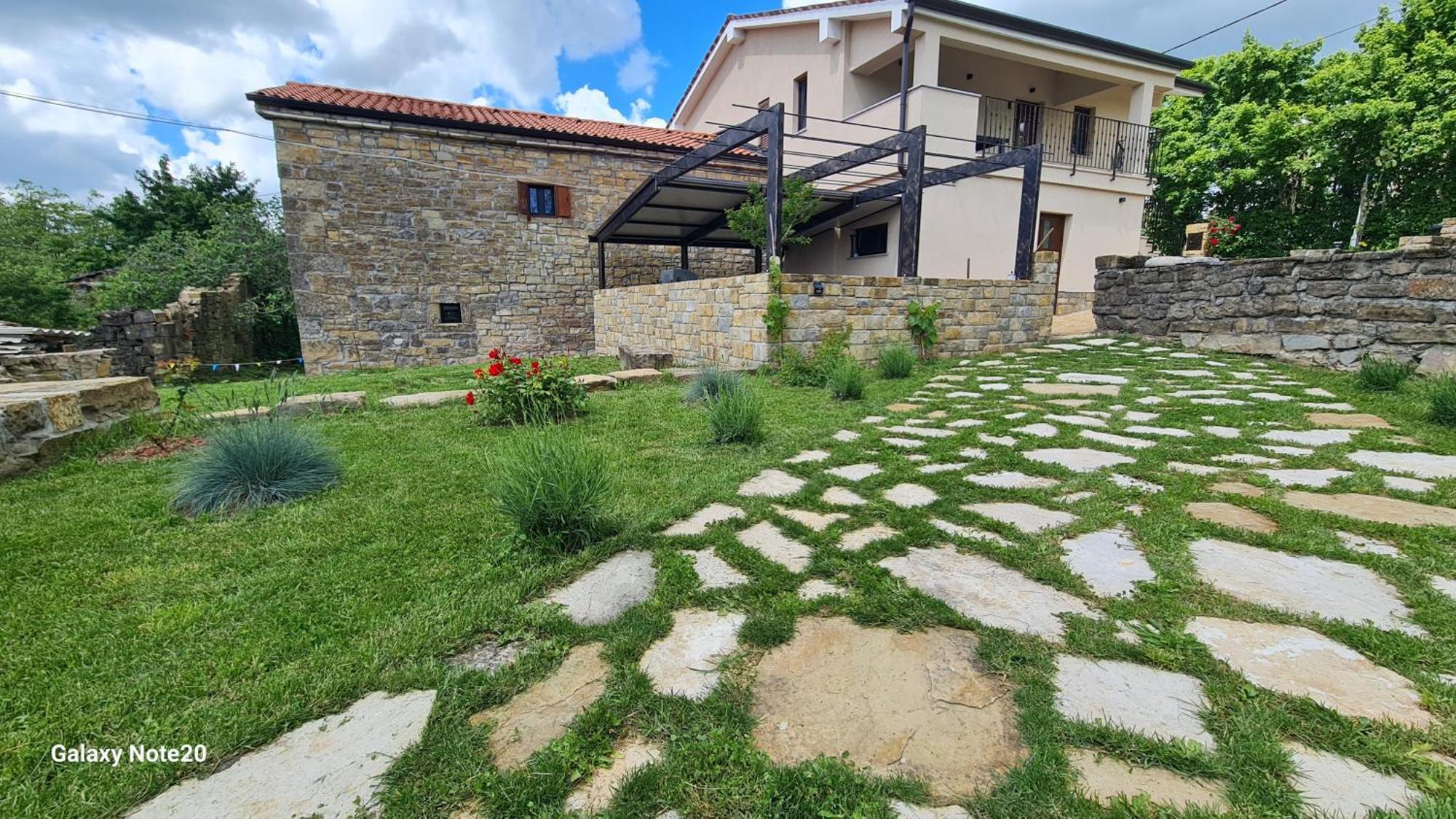 Hisa Kapis With Hot Tube Apartment Koper Exterior foto